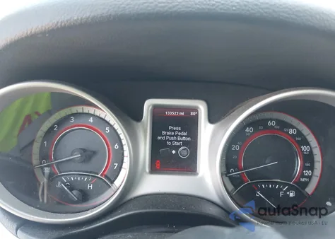 2011 Dodge Journey Mainstreet z USA, uszkodzony, nr VIN 3D4PG1FGXBT526780